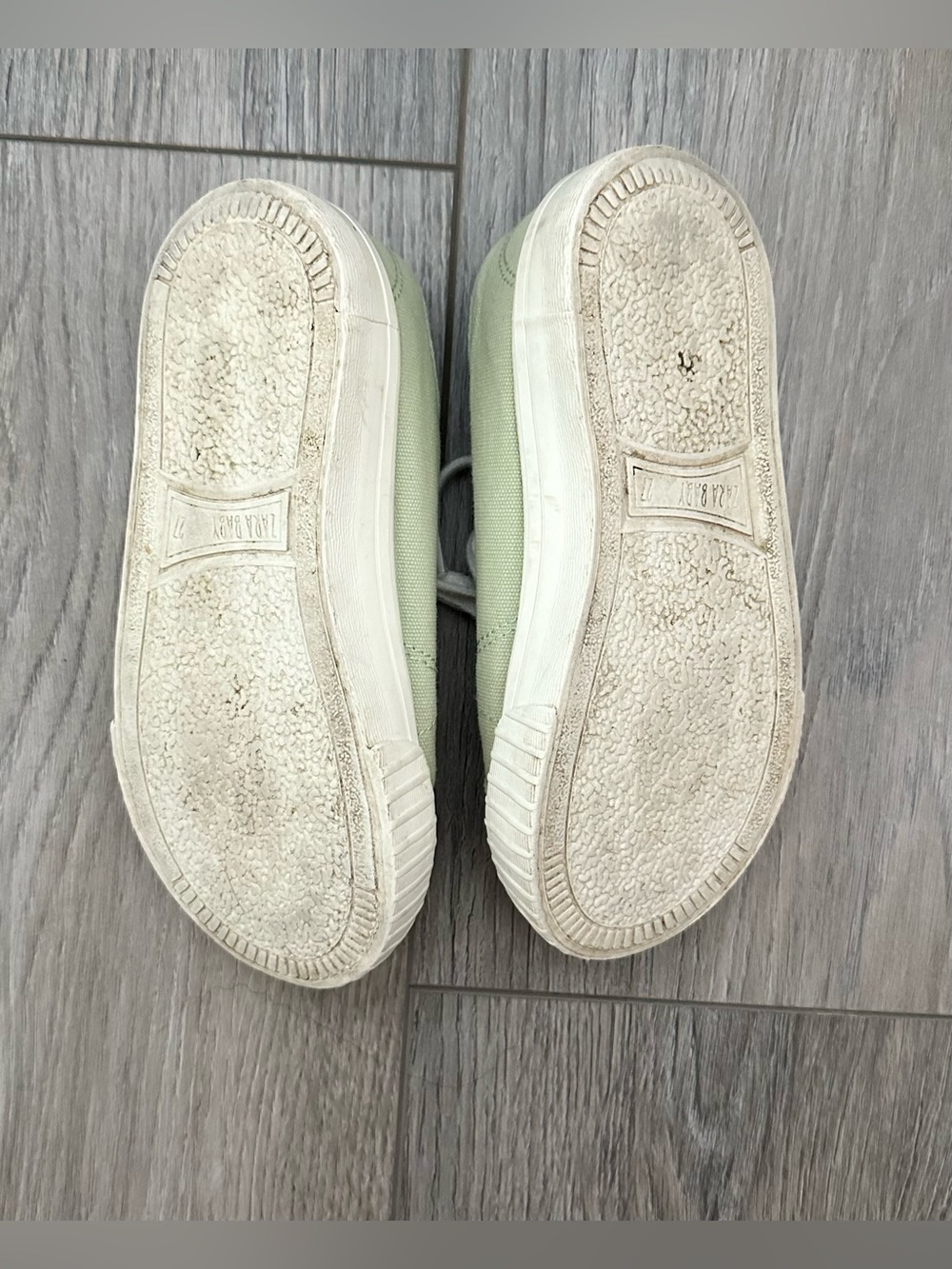 Zara Canvas Shoes - Picture 5 of 5